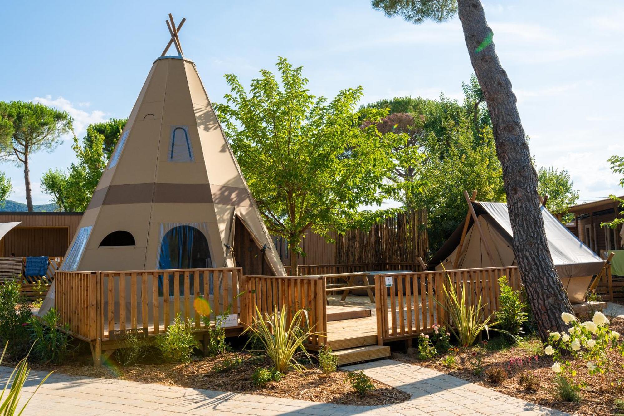 Trasimeno Glamping Resort Magione Exteriör bild